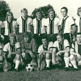 Aufstieg 1972  vorne von links: Lothar Engler, Wolfgang Meyer, Otto Meyer, Jürgen Voges, Bernd Weiske, Manfred Dieber, Georg Kühne. hinten von links: Hans-Jürgen Thiele, Karl-Heinz Nierad, Werner Liebscher, Ingo Dickehut, Fritz Keune, Klaus Rösner, Dieter Weiske, Jörg Bokemüller, und Trainer Bernd Schilk.